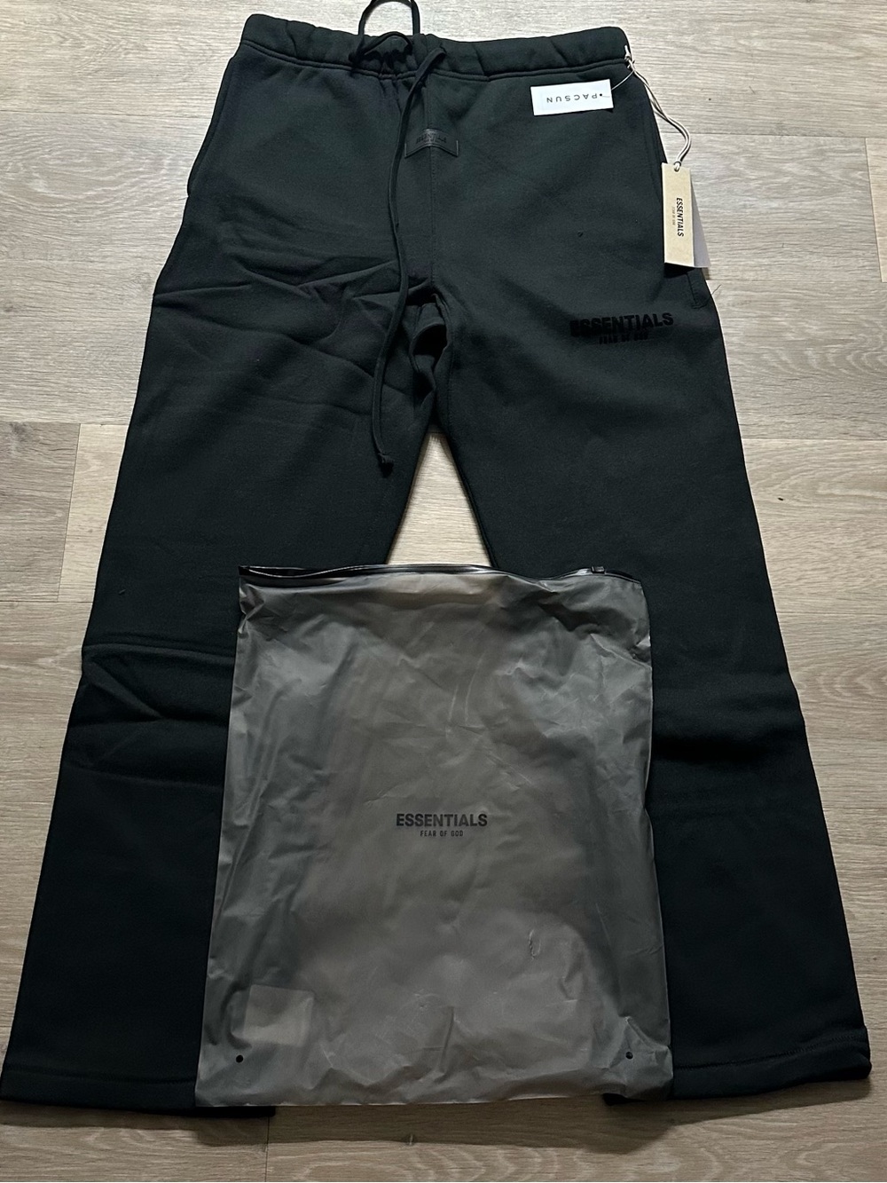 Essentials Men’s Black Sweatpants uncuffed/loose